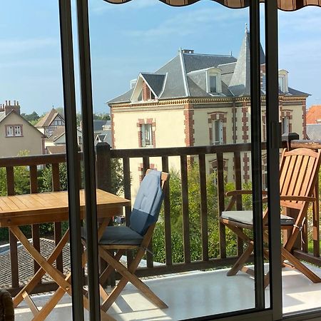 Apartament Hyper Centre - 2 Pieces Tout Confort - Terrasse - Ascenseur - Cabourg Zewnętrze zdjęcie